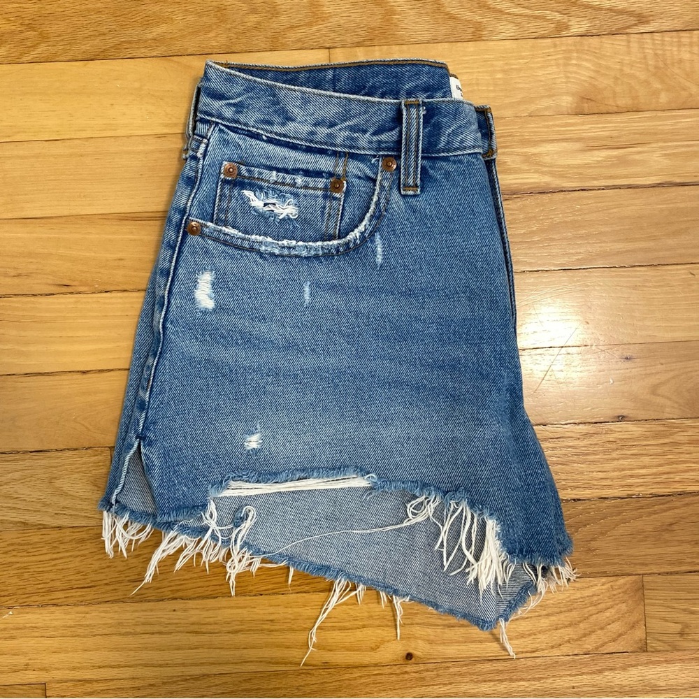 Abercrombie The Boyfriend Curve Love Short s28